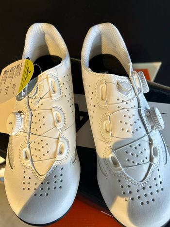 Used Lake CX239 Road Cycling Shoes 2025 bike — image 2 of 7