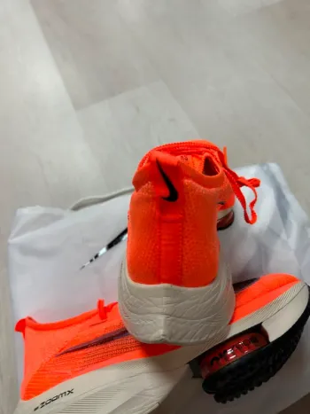 Brugt Orange ZoomX Alphafly Next% bike — billede 3 af 12