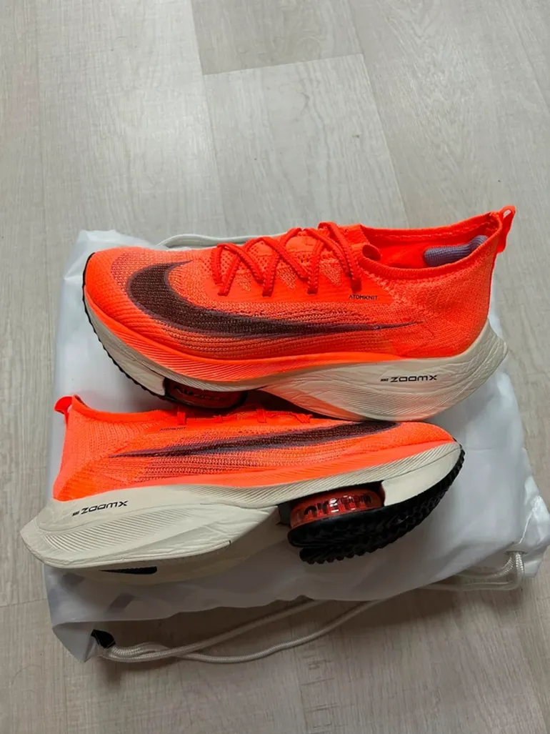 Brugt Orange ZoomX Alphafly Next% bike — billede 1 af 12