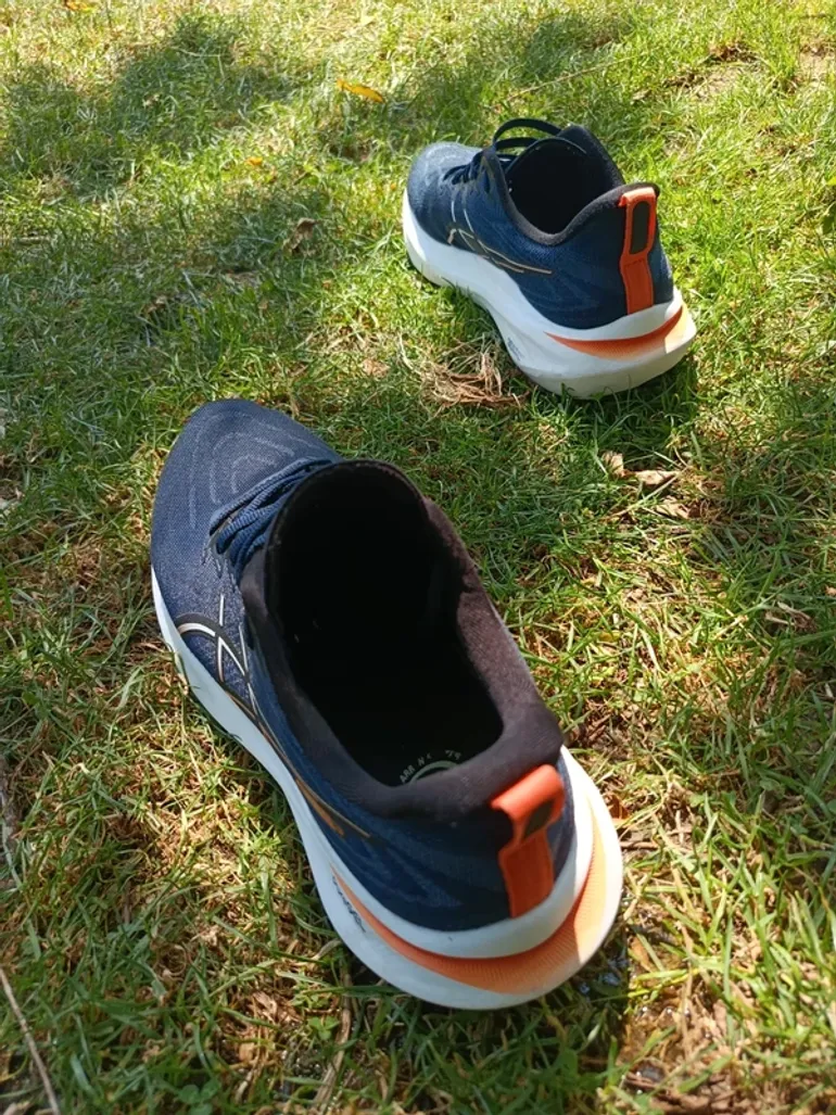 Used Asics GT-2000 13 bike — image 10 of 10