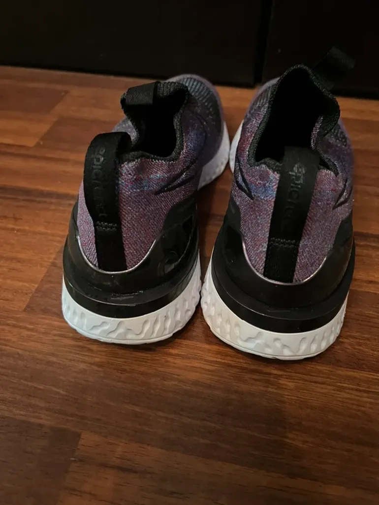 Brugt Nike Flyknit Phantom bike — billede 2 af 5