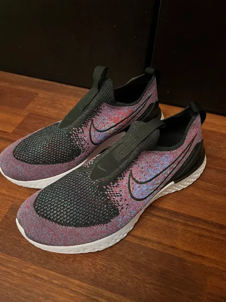 Brugt Nike Flyknit Phantom bike — billede 1 af 5