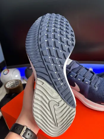 Brugt Nike Air Zoom Vomero 16 bike — billede 5 af 6