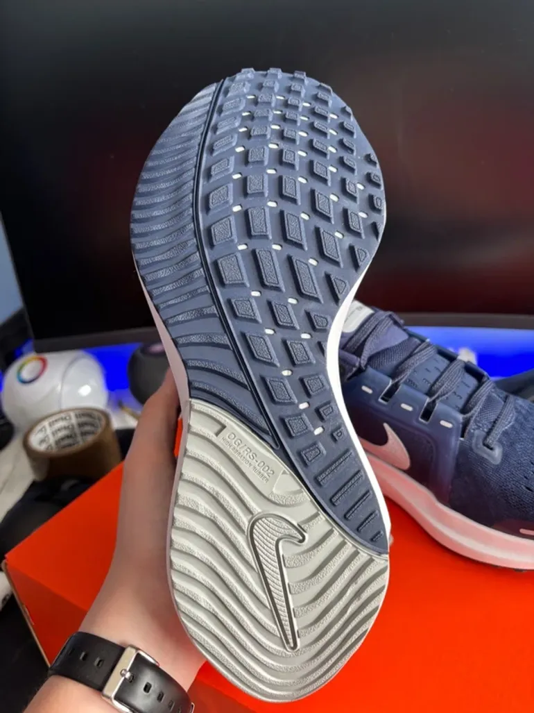Brugt Nike Air Zoom Vomero 16 bike — billede 5 af 6