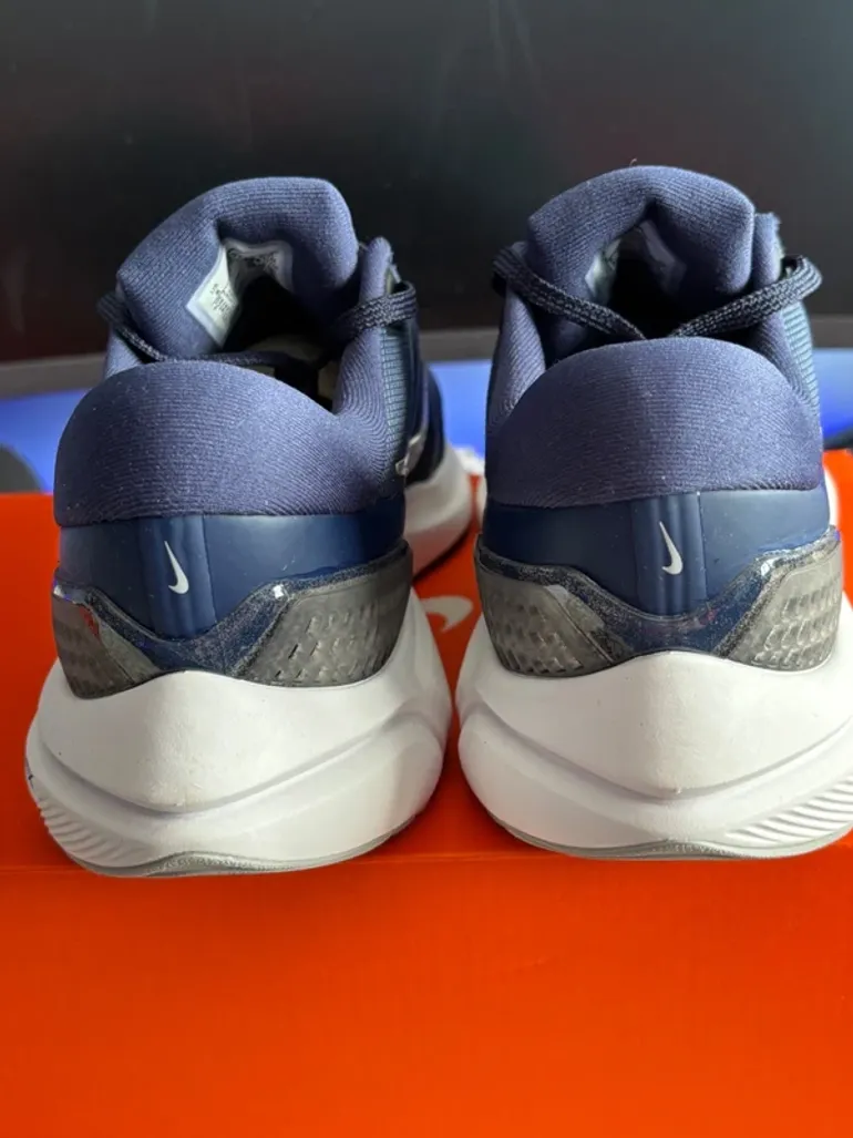 Brugt Nike Air Zoom Vomero 16 bike — billede 4 af 6