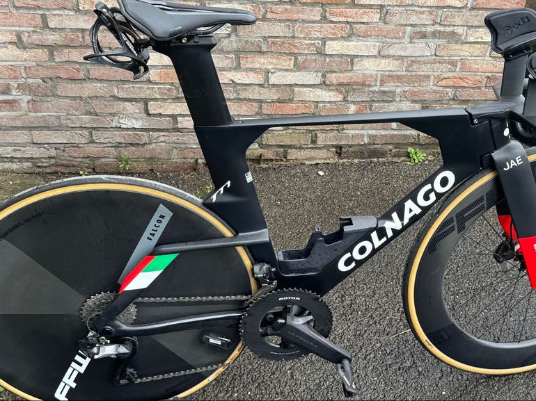 Použité Ffwd TT Disc Lenticulaire Ultegra 12v 2025 bike — obrázek 2 z 2