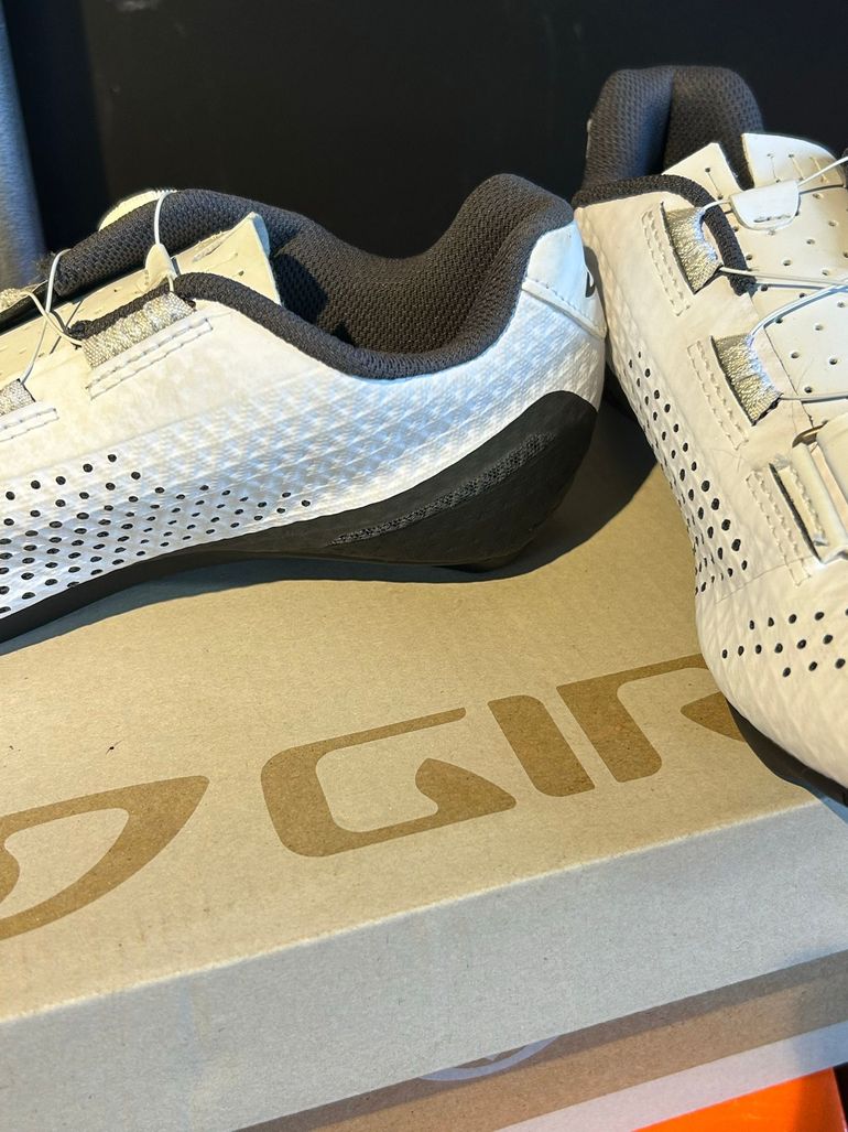 Used Giro Cadet Women’s White 36 bike — image 7 of 9