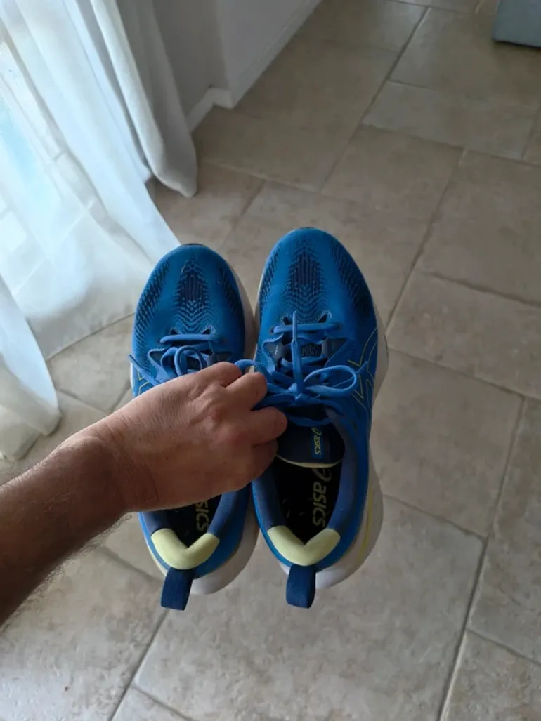Used Asics Gel-Cumulus 25 bike — image 2 of 3