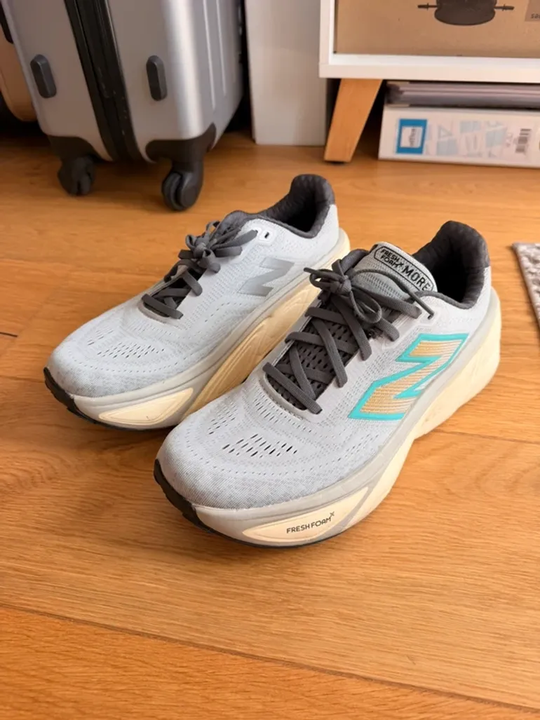 Used New Balance FRESH FOAM X MORE V5 bike — image 1 of 7