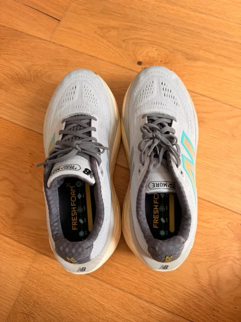 Used New Balance FRESH FOAM X MORE V5 bike — image 3 of 7