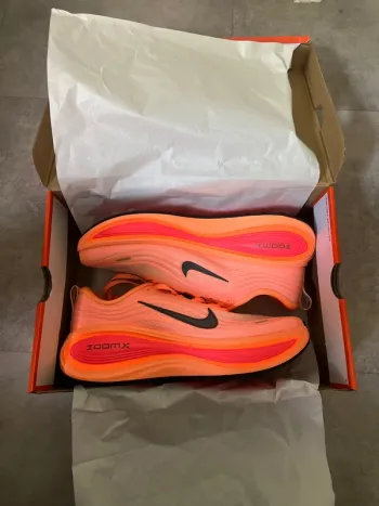 Used Nike Vomero Plus bike — image 2 of 7