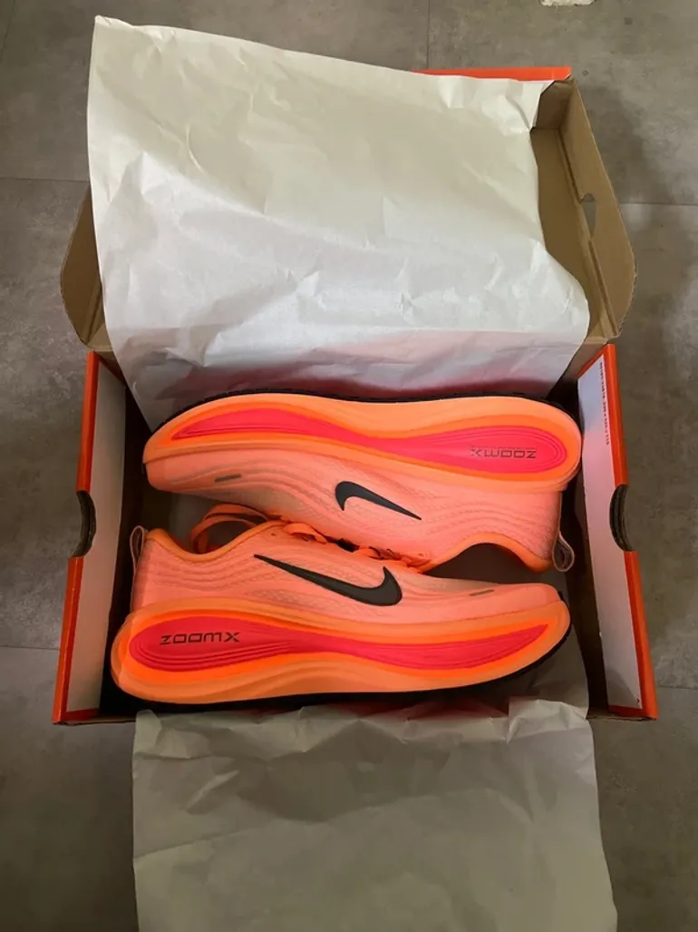 Used Nike Vomero Plus bike — image 2 of 7