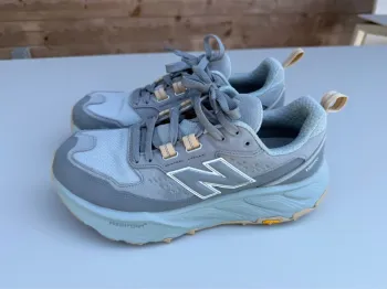 Used New Balance Fresh Foam X Hierro Trek bike — image 3 of 6