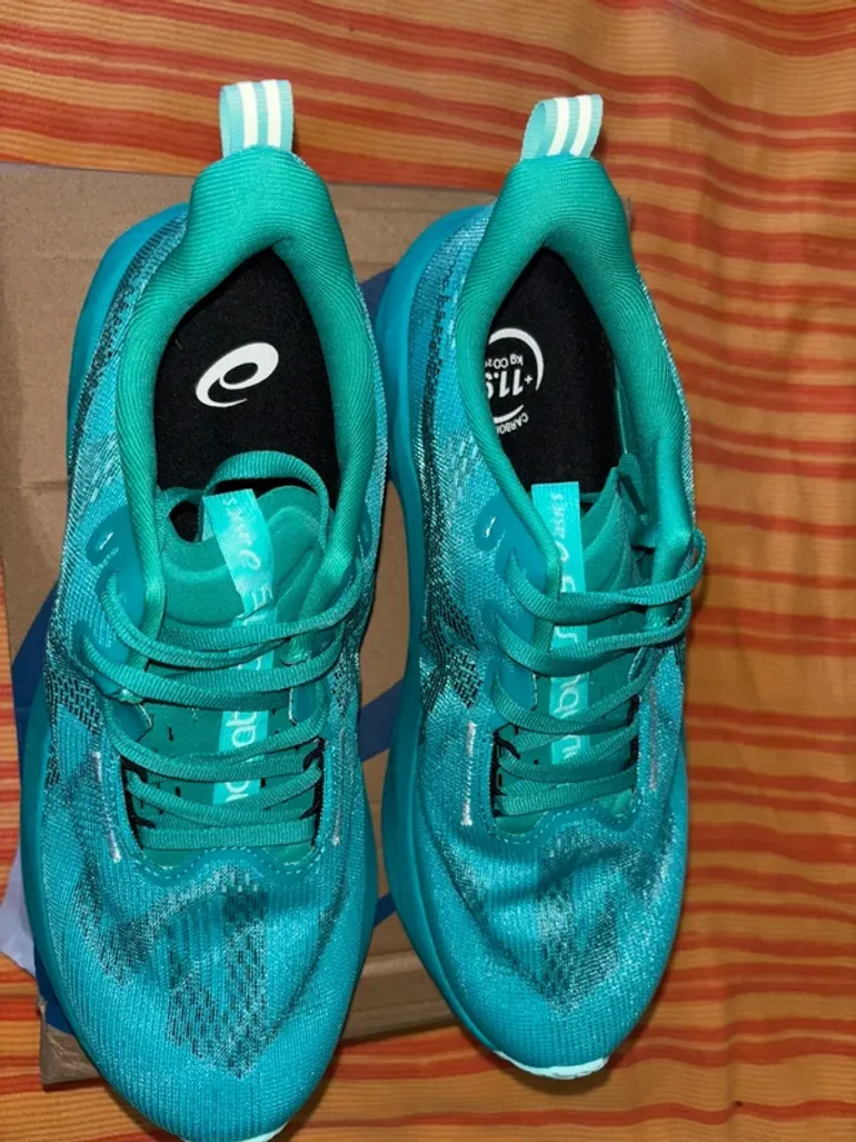Used Asics Novablast 5 bike — image 3 of 9