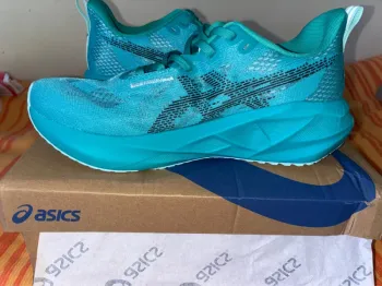 Used Asics Novablast 5 bike — image 4 of 9