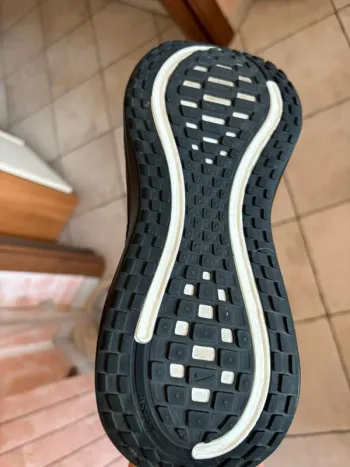 Used Nike Vomero Plus bike — image 4 of 4