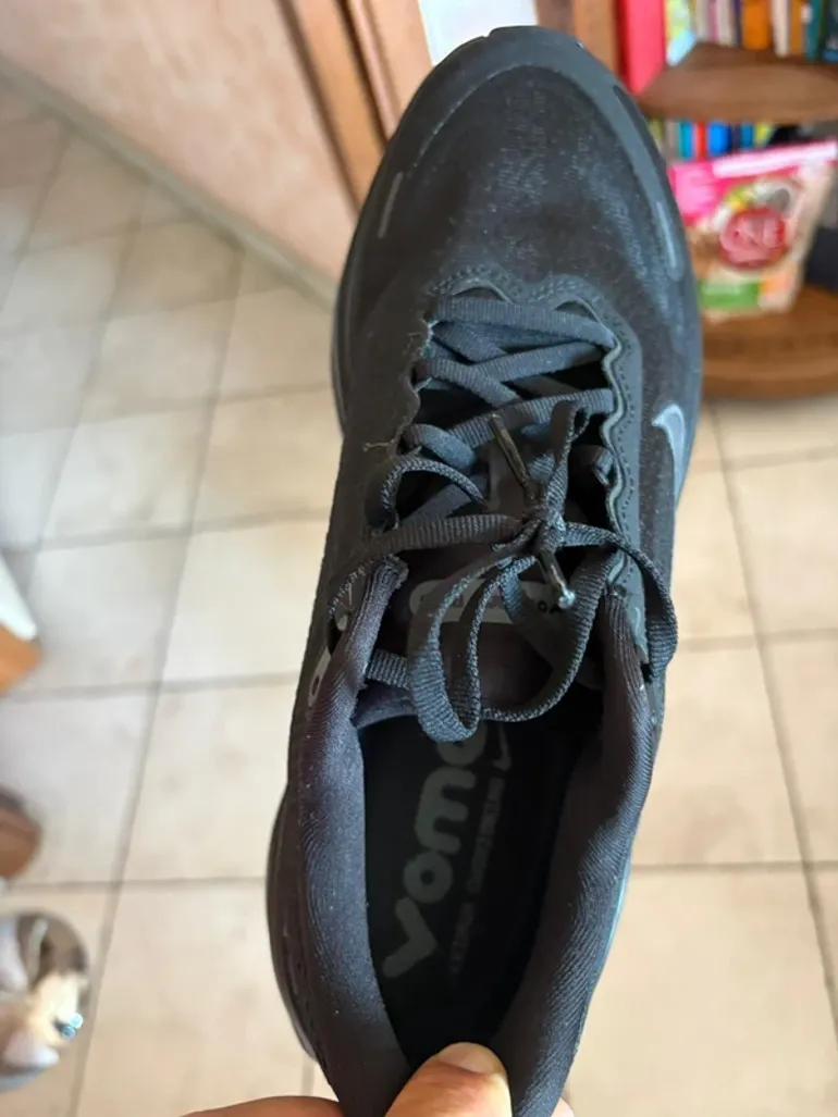 Used Nike Vomero Plus bike — image 3 of 4
