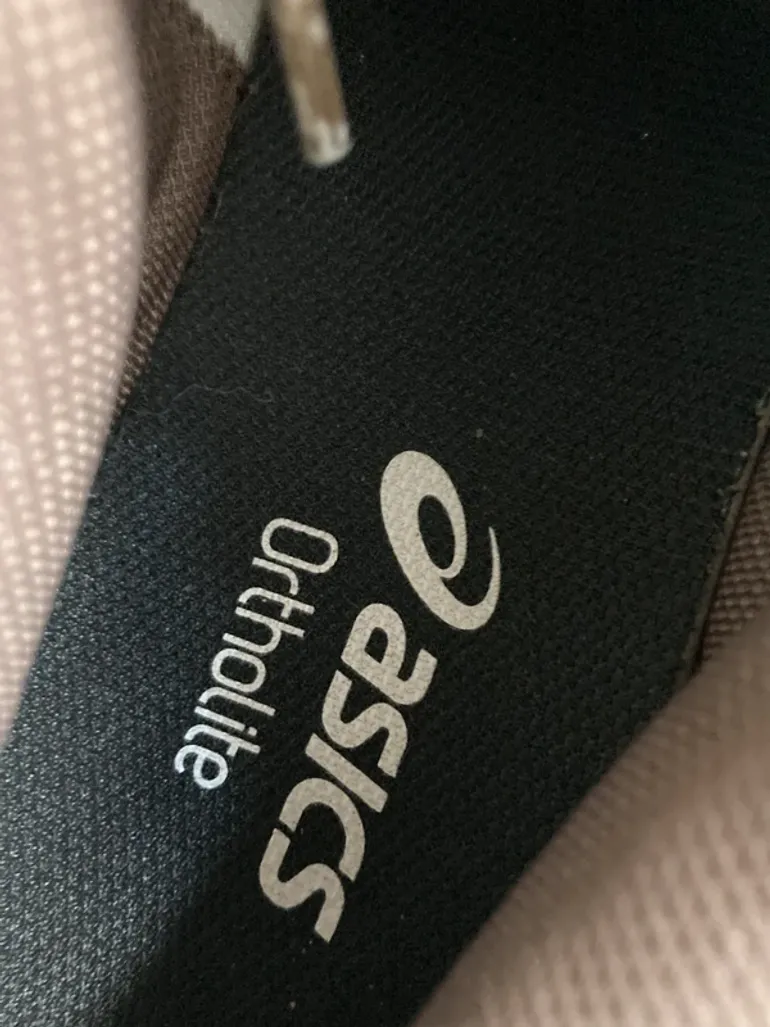 Used Asics Running Trail Shoes bike — image 9 of 10