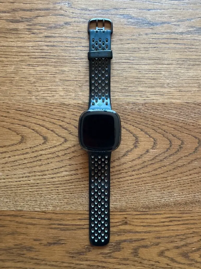 Fitbit Sense bike usato — immagine 5 di 10