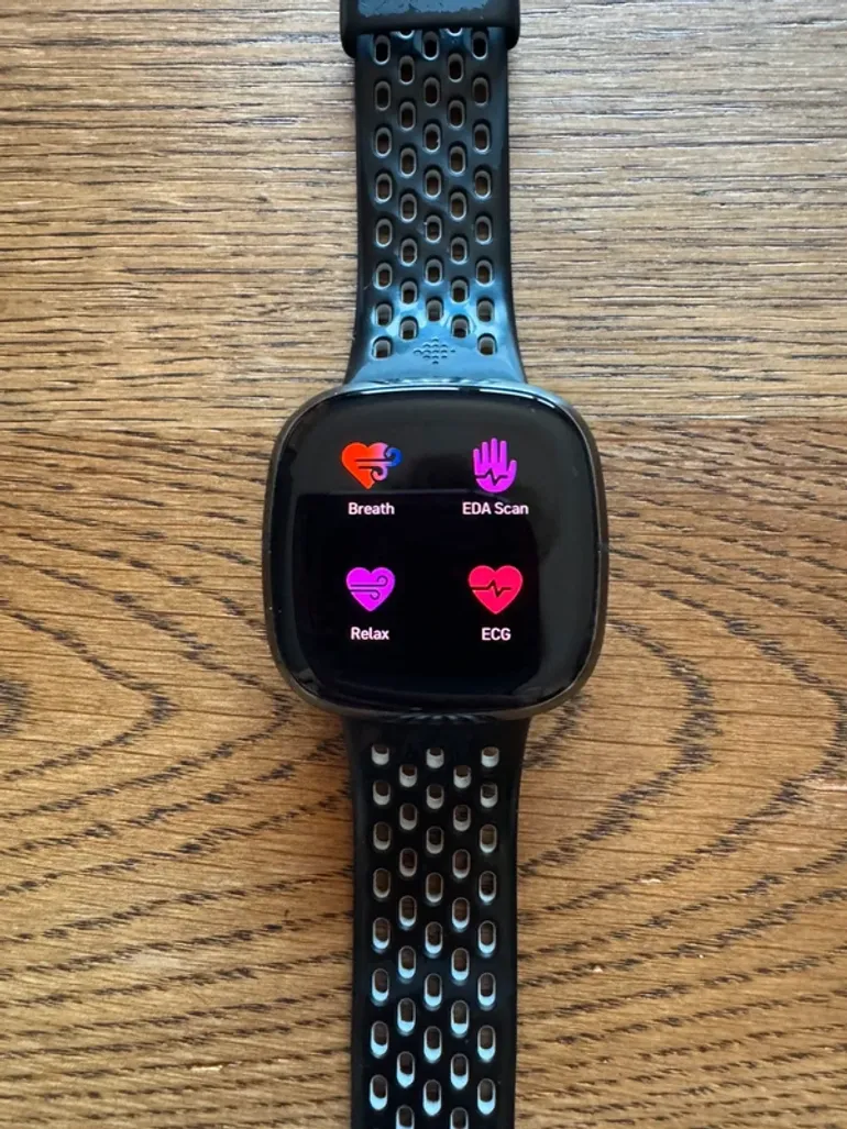 Fitbit Sense bike usato — immagine 2 di 10