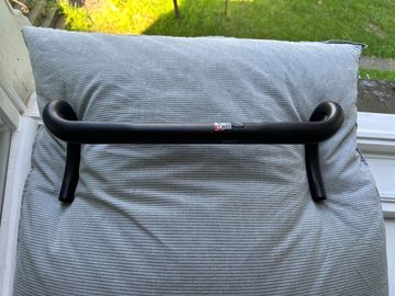 Used Specialized Expert Shallow Bend 2023 bike — image 1 of 4