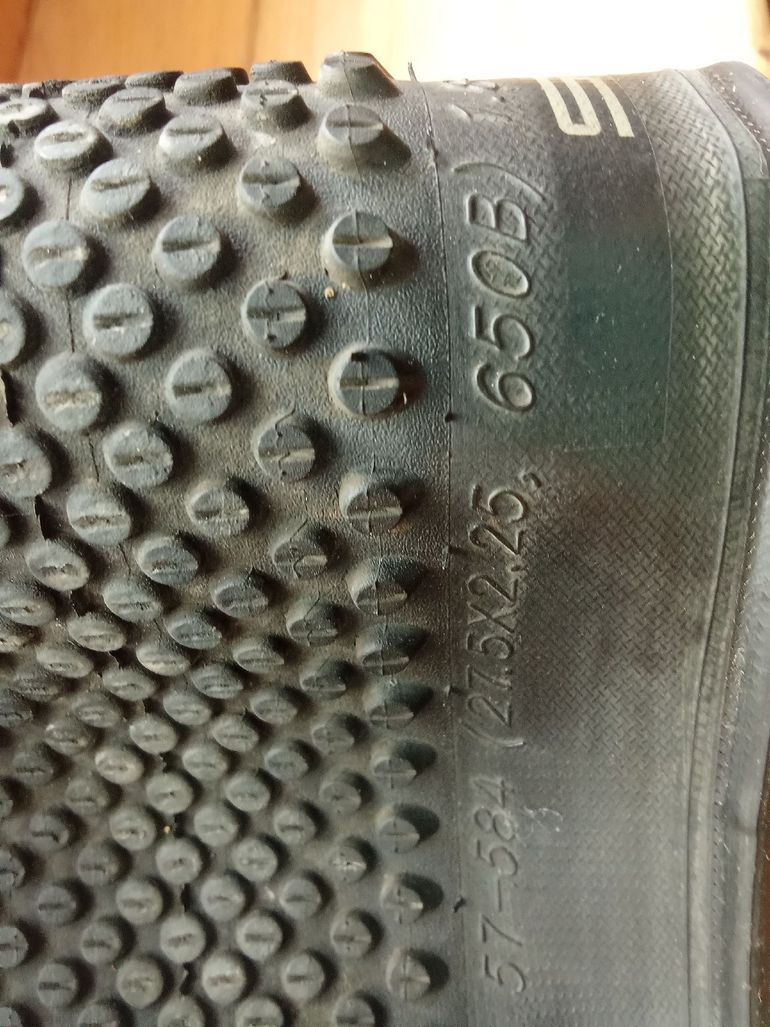 Used Schwalbe G-One Tyres Pair bike — image 3 of 4