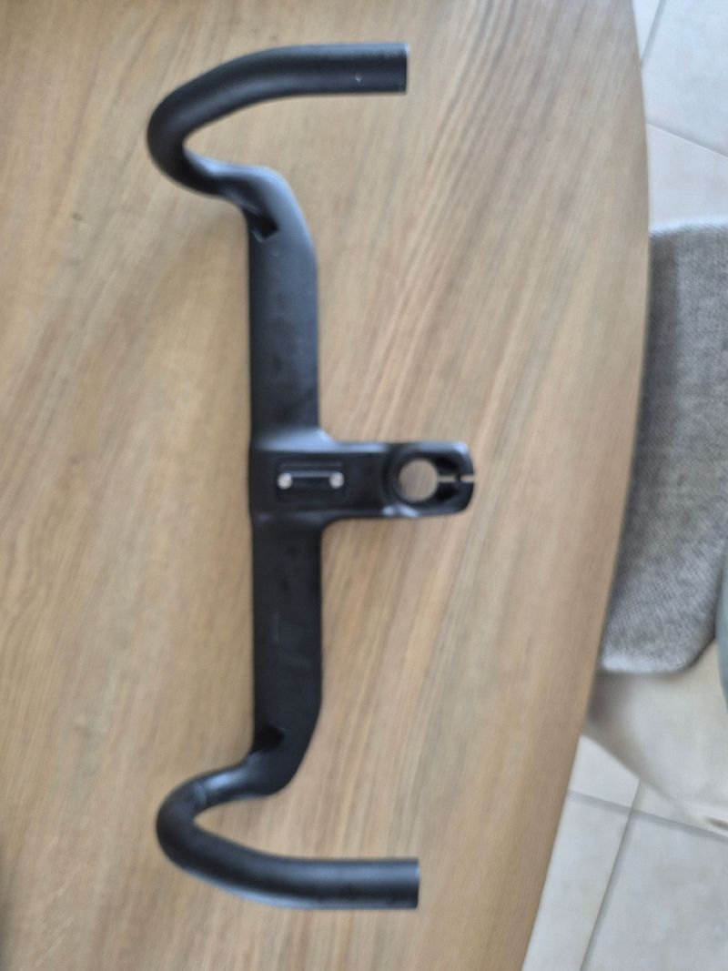 Used Cube Aero Stuur 2025 bike — image 2 of 5