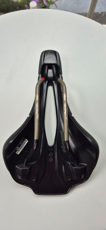 Used Prologo Scratch M5 Pas Wider T-irox HB 147mm 2025 bike — image 5 of 7