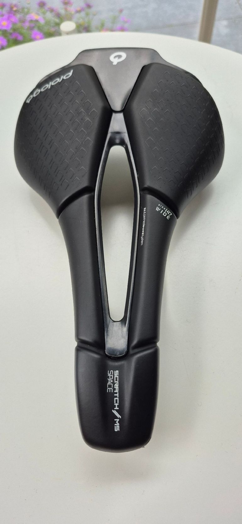 Used Prologo Scratch M5 Pas Wider T-irox HB 147mm 2025 bike — image 1 of 7