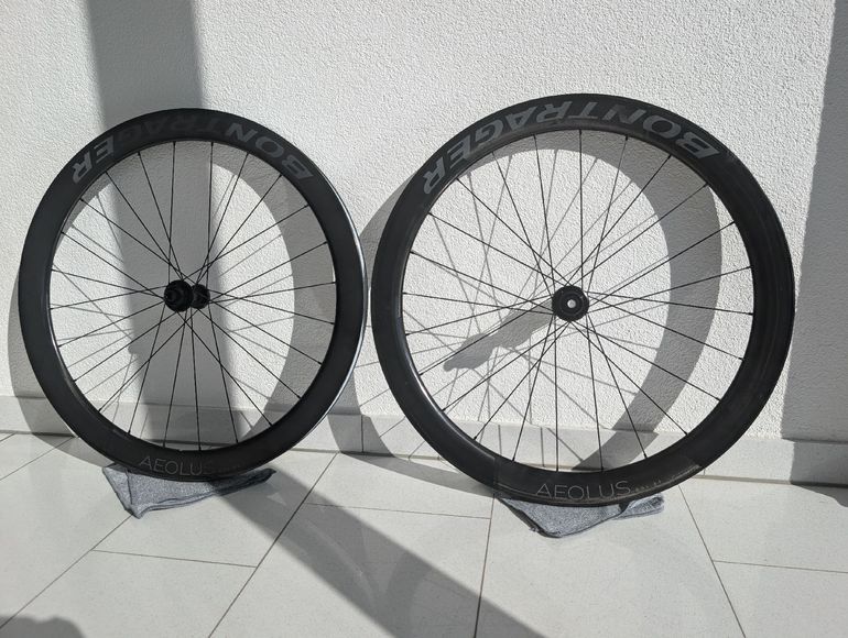 Used Bontrager Aeolus SLR 51 2025 bike — image 2 of 12