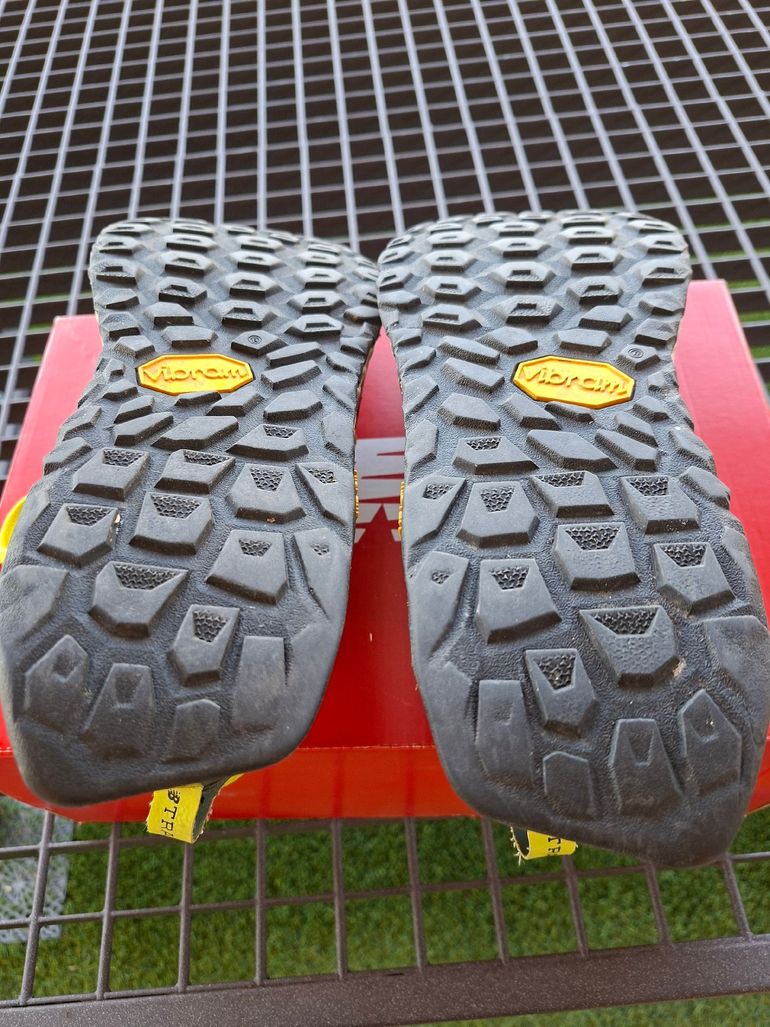 Used New Balance Hierro bike — image 5 of 5