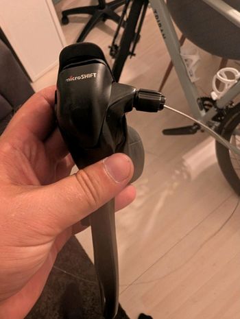 Used Microshift R8 2020 bike — image 2 of 3