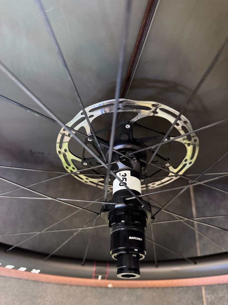 Used Reserve 40/44 GR 2025 bike — image 6 of 6