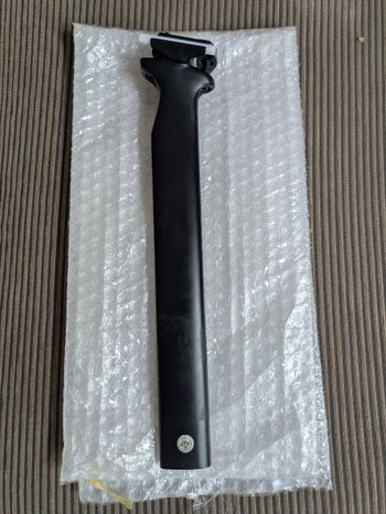 Used Cannondale SuperSix EVO4 C1 40 Aero Carbon Seatpost 330mm 0mm Setback 2024 bike — image 7 of 12