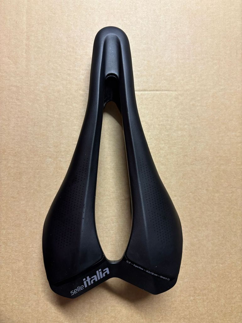 Used Selle Italia SLR Carbon superflow 2026 bike — image 1 of 4