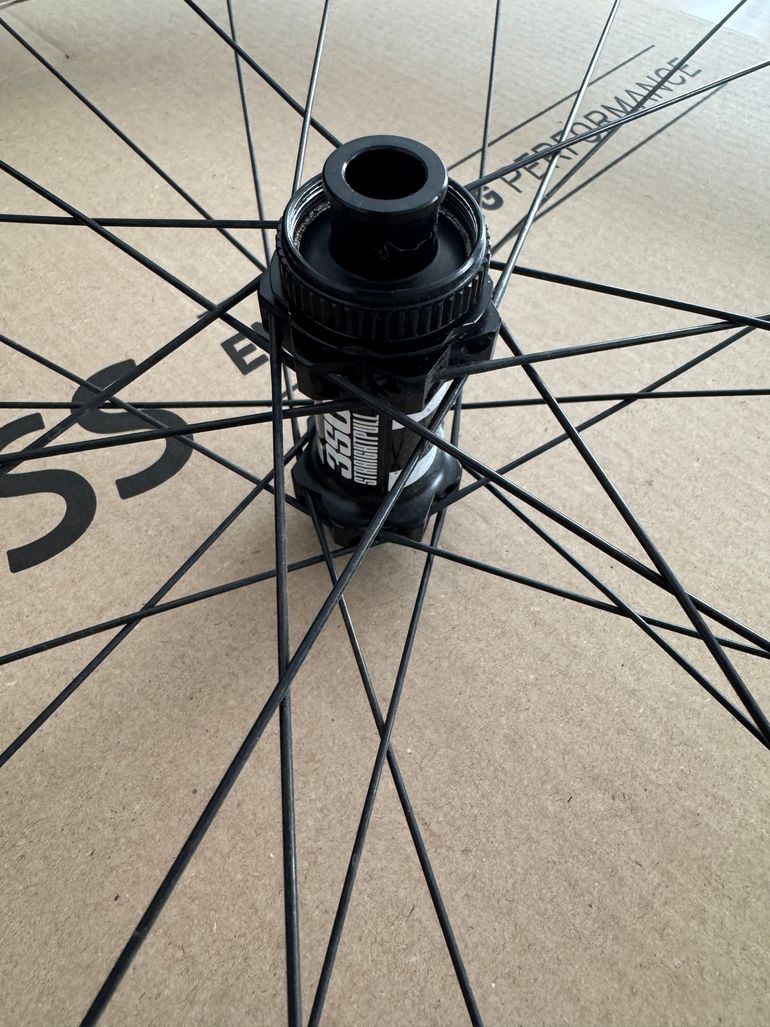 Used Dt Swiss R460DB 350 Straightpull Laufradsatz bike — image 3 of 5
