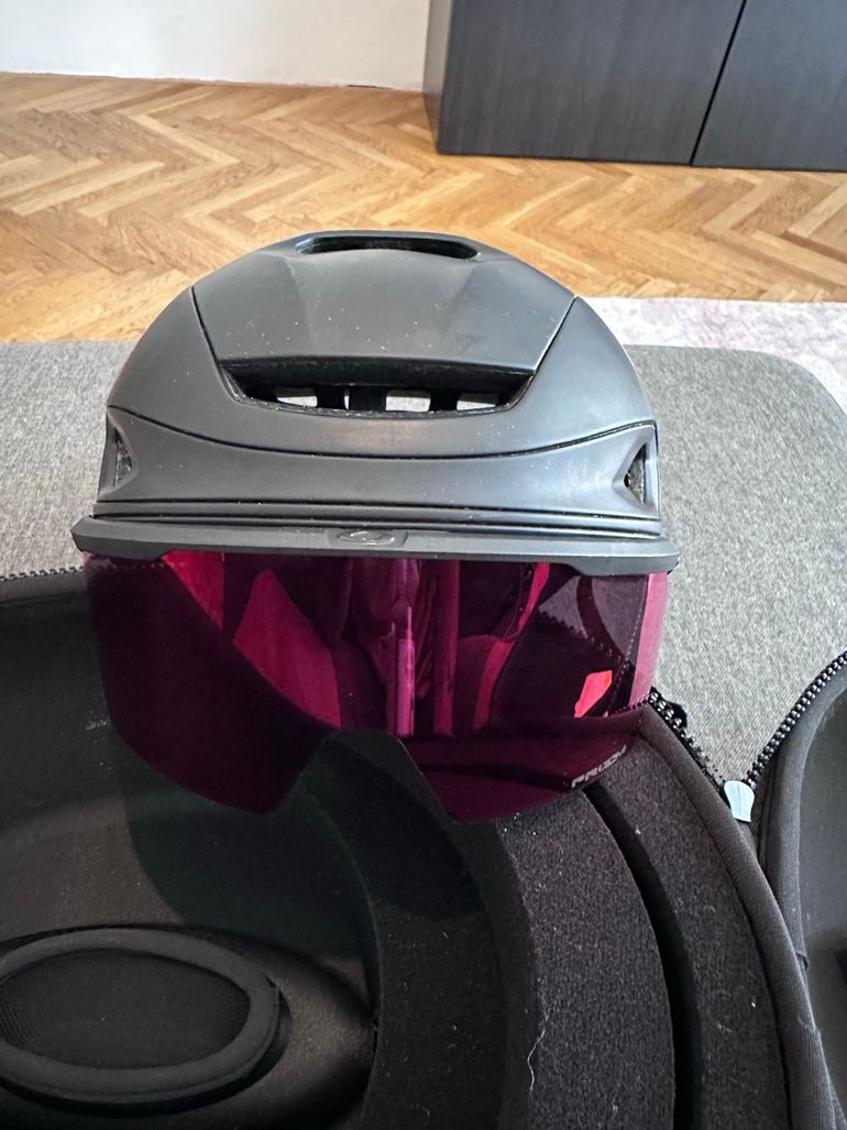 Used Oakley ARO7 Road Helmet bike — image 1 of 3