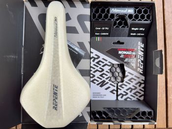 Použité Selle Repente NOMAD 3D White 142 mm 2026 bike