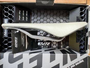 Použité Selle Repente NOMAD 3D White 142 mm 2026 bike — obrázek 4 z 8