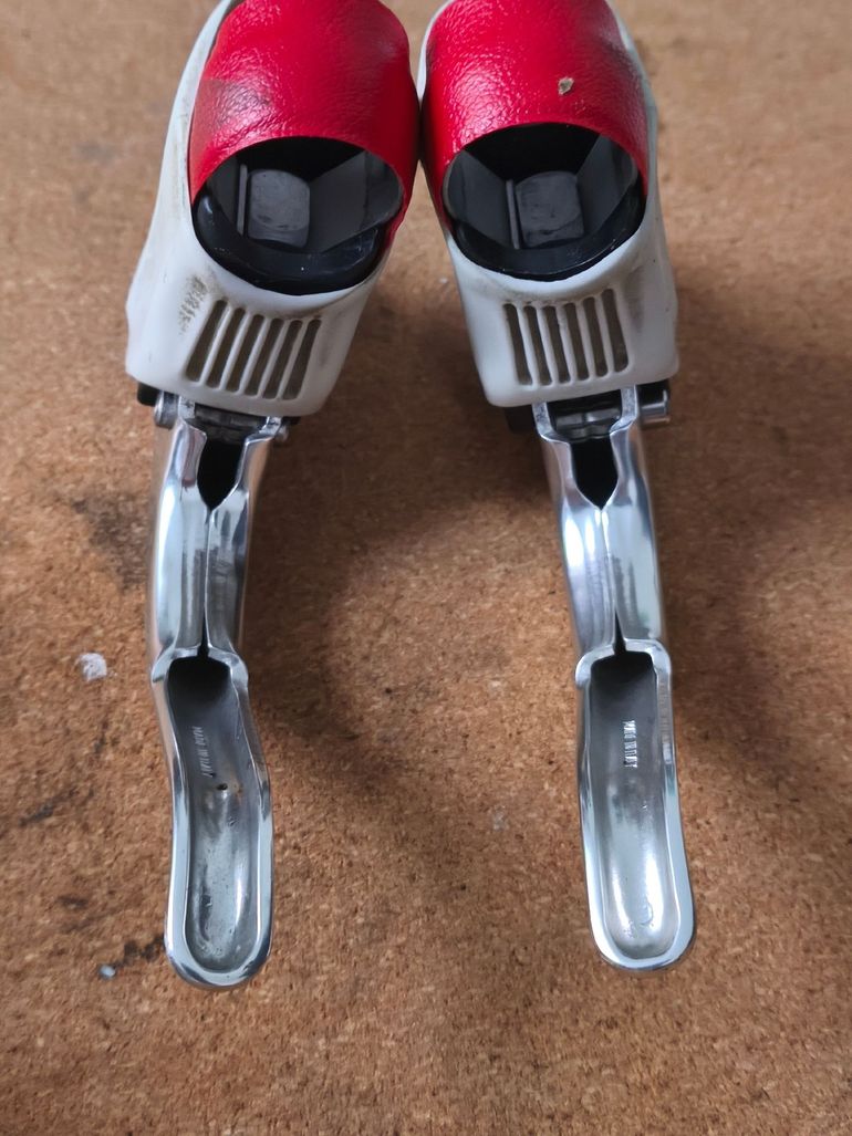 Used Campagnolo C-Record Aero Brake Levers bike — image 2 of 7
