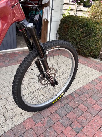 RockShox Lyric Ultimate bike usato — immagine 4 di 4