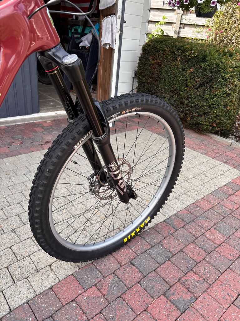 Brugt RockShox Lyric Ultimate bike — billede 4 af 4