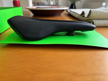 Käytetty Syncros Belcarra V 1.0 Neo Cut Out Carbon Saddle 2026 bike