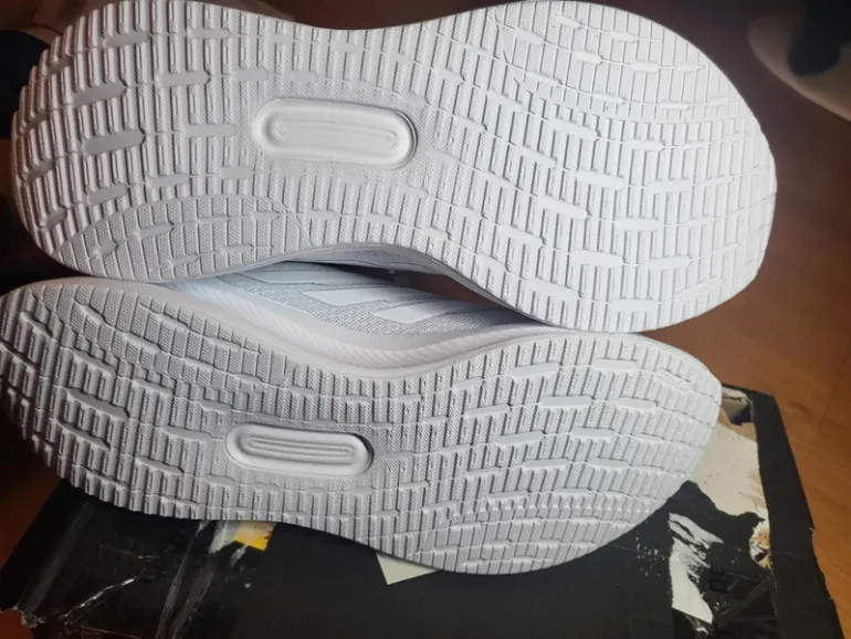 Used Adidas Runfalcon 5 bike — image 4 of 6