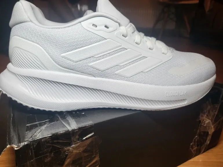 Used Adidas Runfalcon 5 bike — image 5 of 6