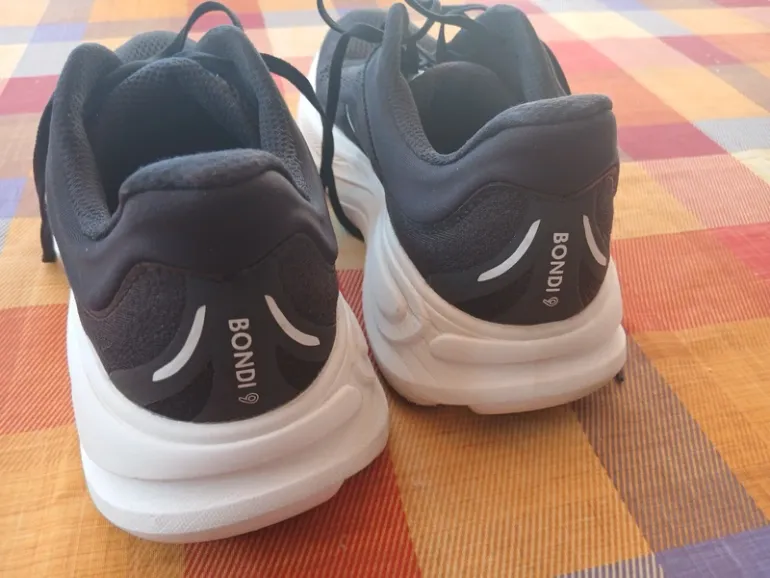 Used Hoka Bondi 9 bike — image 4 of 9