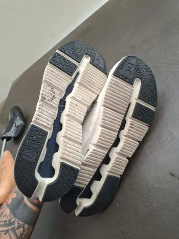 Used On Running Cloud 42 bike — image 12 of 15
