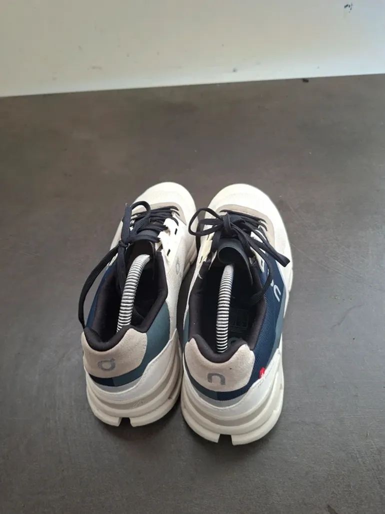 Used On Running Cloud 42 bike — image 6 of 15