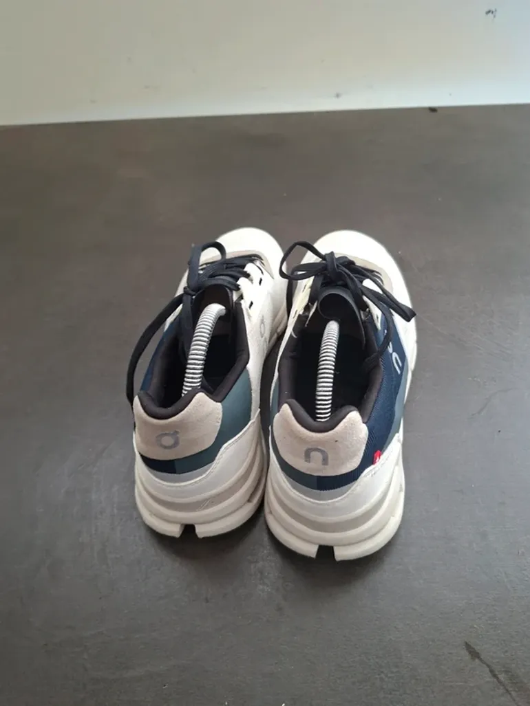 Used On Running Cloud 42 bike — image 8 of 15