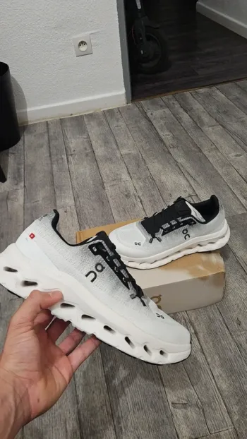 Used On Running Paire de On taille 43 bike